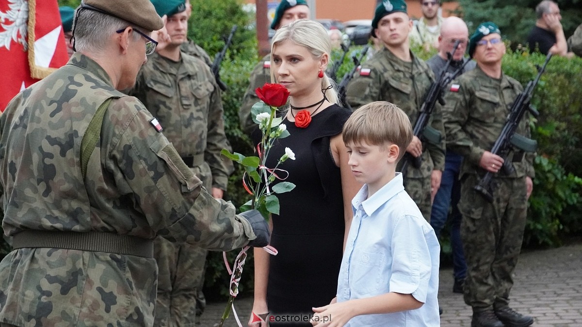 Godzina W i hołd dla Powstańców Warszawy w Ostrołęce [01.08.2025] - zdjęcie #12 - eOstroleka.pl
