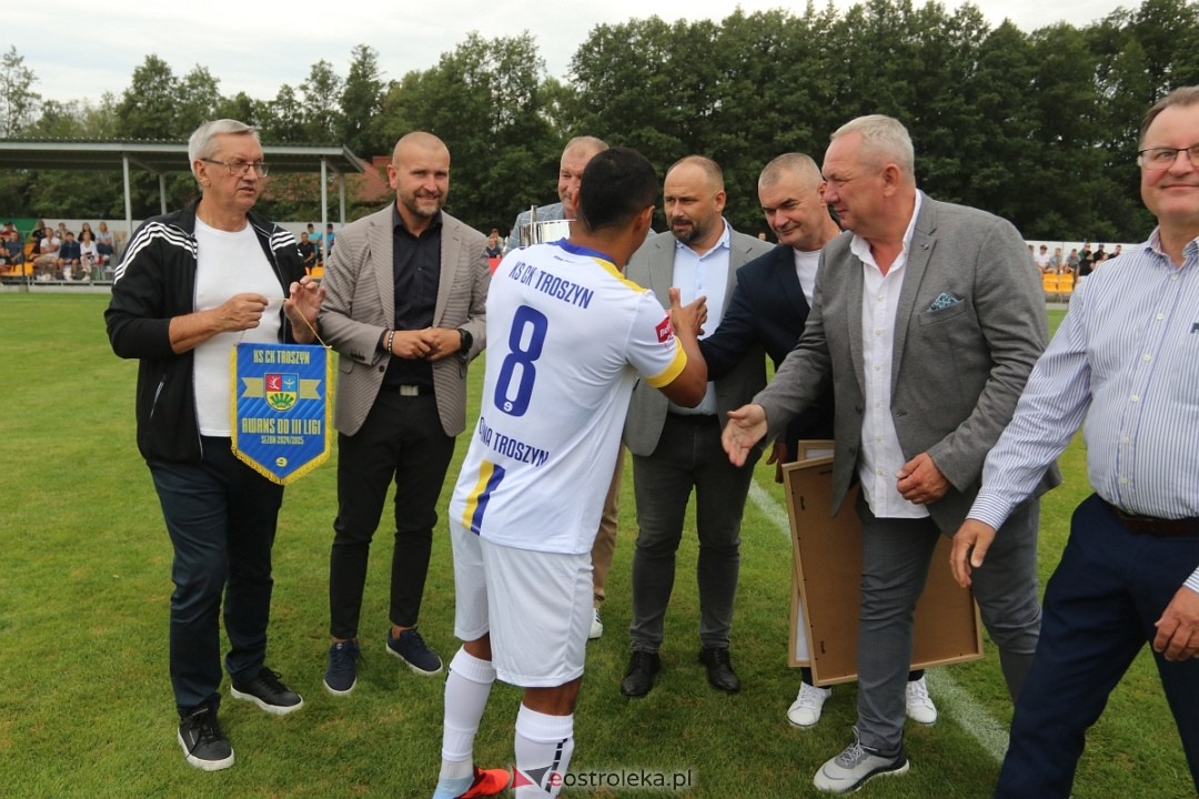 KS CK Troszyn - Wisła II Płock [01.08.2025] - zdjęcie #77 - eOstroleka.pl