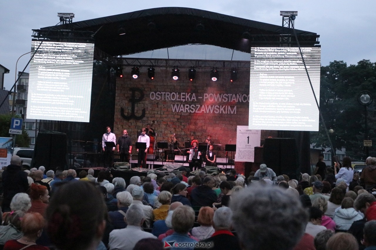 Koncert Ostrołęka Powstańcom Warszawy [01.08.2025] - zdjęcie #2 - eOstroleka.pl