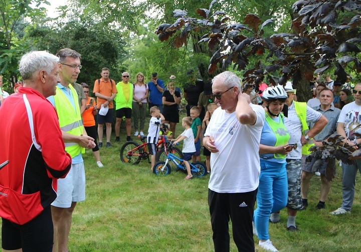 Rajd rowerowy miejscami pamięci marynarzy i ułanów [02.08.2025] - zdjęcie #7 - eOstroleka.pl
