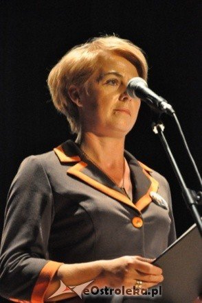 Uroczyste obchody 90 lecia Zespołu Szkół Zawodowych nr 1 w Ostrołęce (13.X.2011) - zdjęcie #22 - eOstroleka.pl