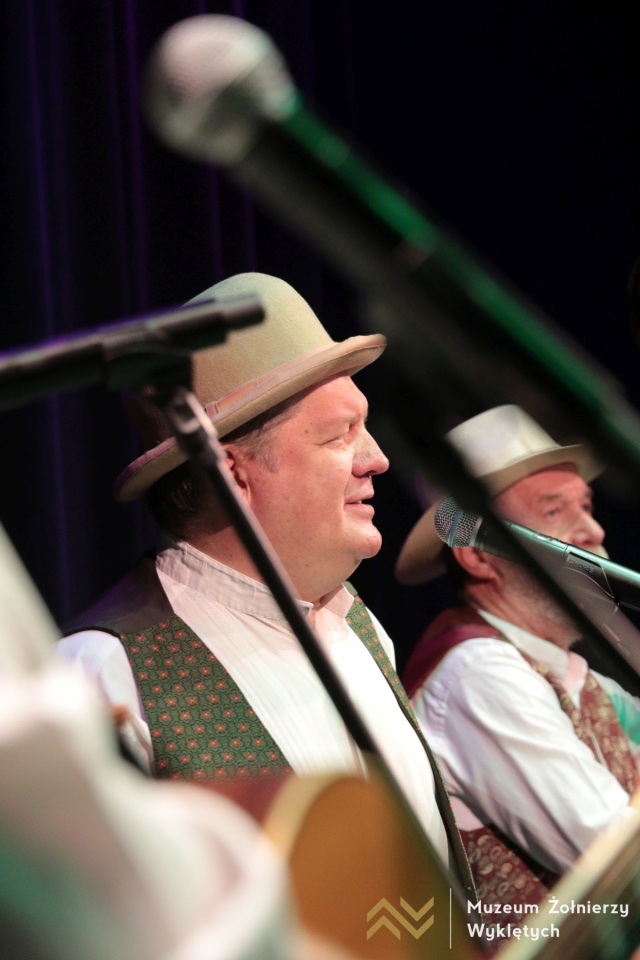 Koncert Kapeli Warszawskiej w Muzeum Żołnierzy Wyklętych [03.08.2025] - zdjęcie #2 - eOstroleka.pl