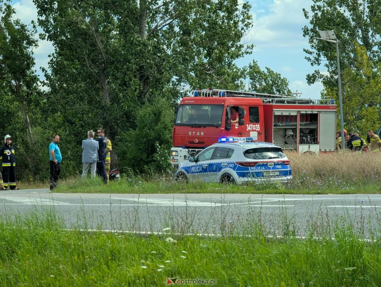 Wypadek w Ponikwi Małej [05.08.2025] - zdjęcie #20 - eOstroleka.pl