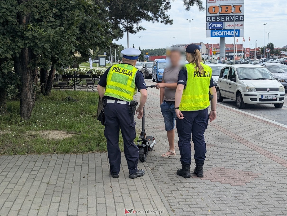 Kontrole elektrycznych hulajnóg i e-rowerów [08.08.2025] - zdjęcie #24 - eOstroleka.pl