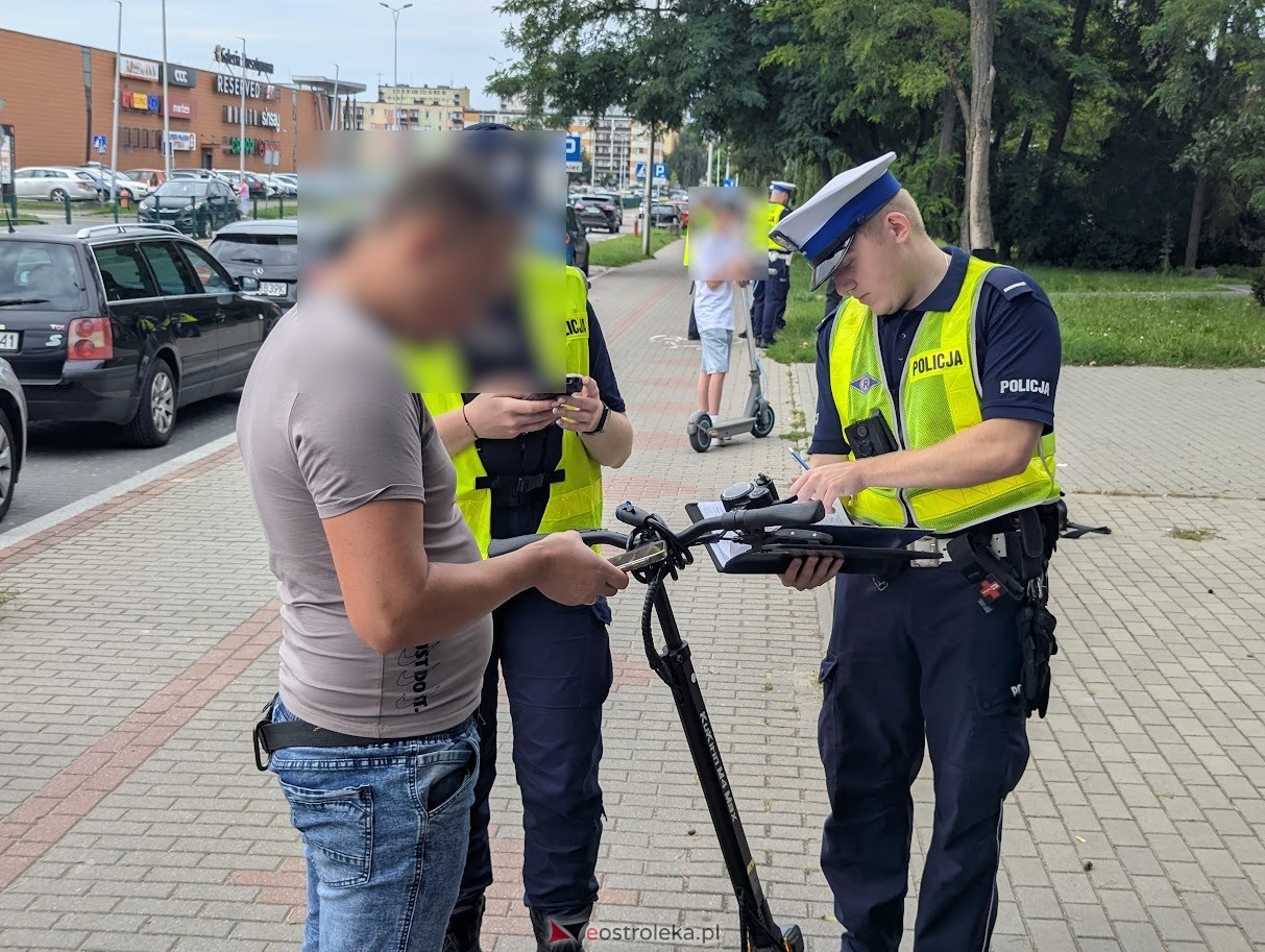 Kontrole elektrycznych hulajnóg i e-rowerów [08.08.2025] - zdjęcie #13 - eOstroleka.pl