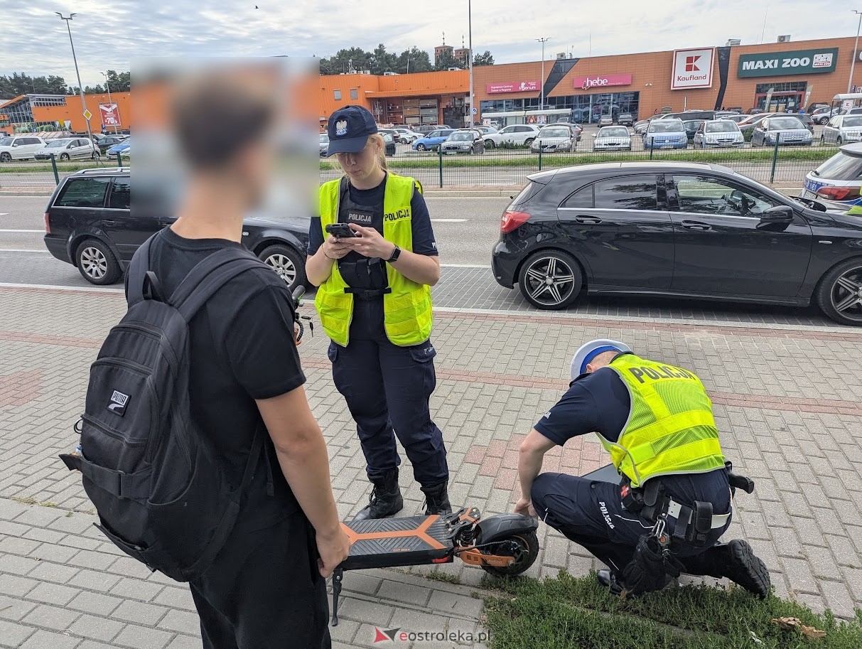 Kontrole elektrycznych hulajnóg i e-rowerów [08.08.2025] - zdjęcie #4 - eOstroleka.pl