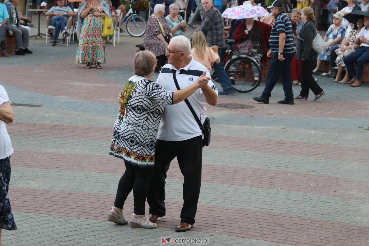 Potańcówka na Placu Wolności [8.08.2025] - zdjęcie #100 - eOstroleka.pl