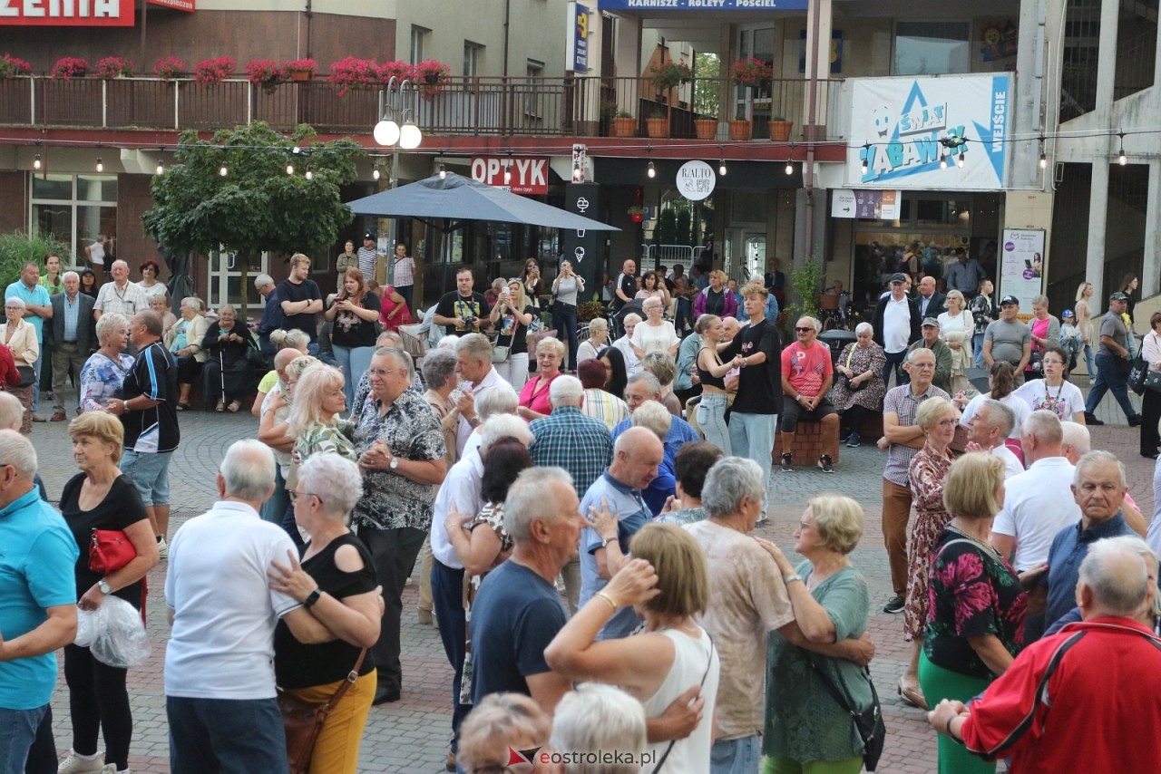 Potańcówka na Placu Wolności [8.08.2025] - zdjęcie #83 - eOstroleka.pl