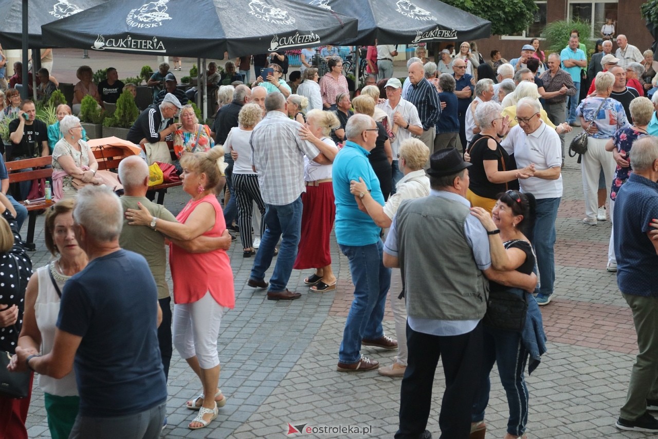 Potańcówka na Placu Wolności [8.08.2025] - zdjęcie #80 - eOstroleka.pl