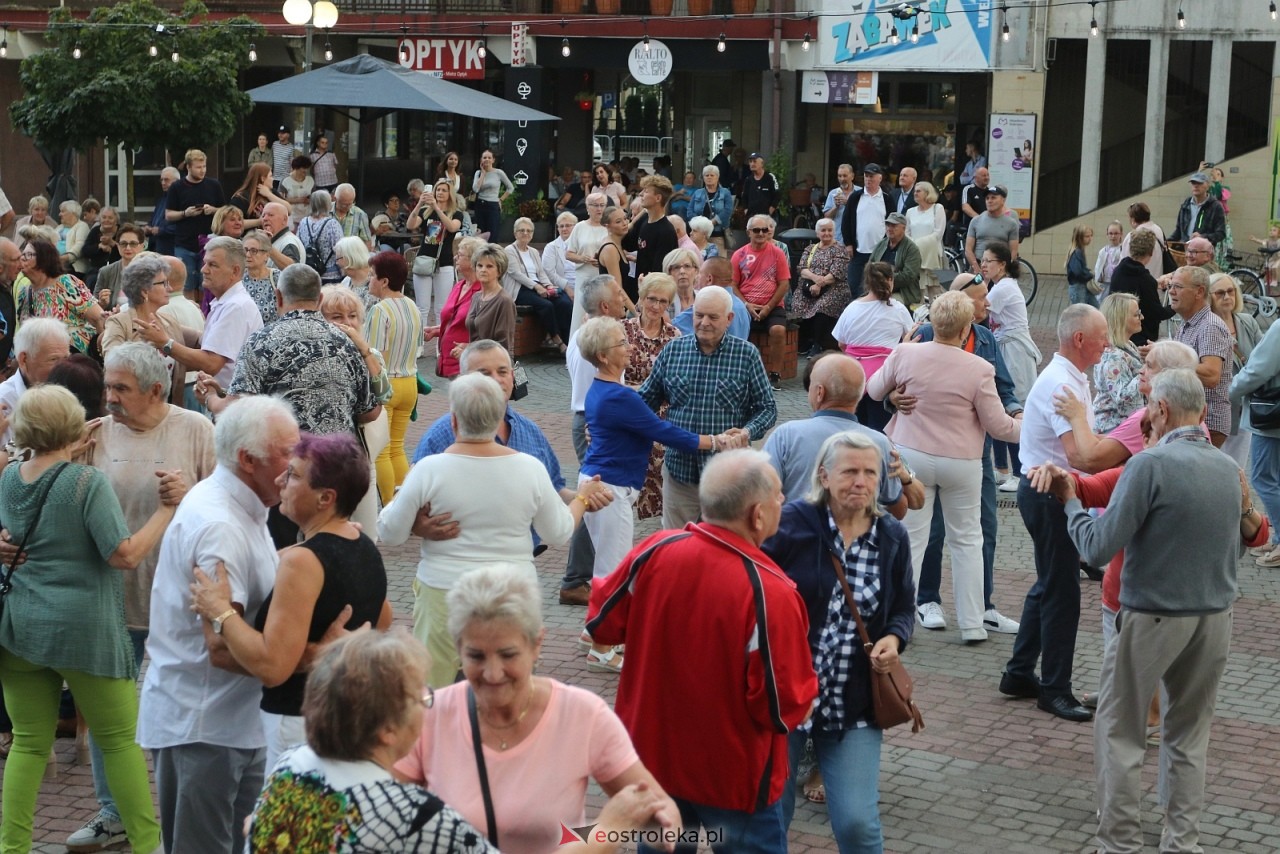 Potańcówka na Placu Wolności [8.08.2025] - zdjęcie #79 - eOstroleka.pl