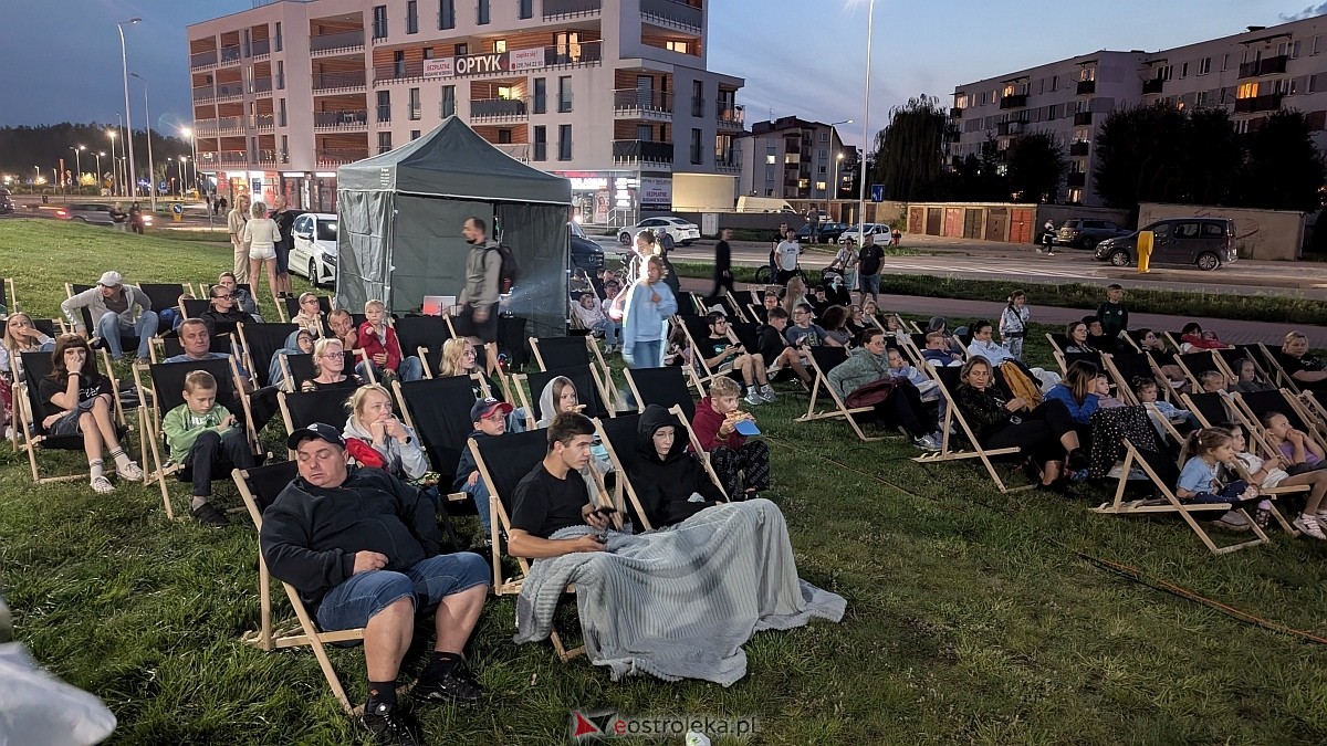 Letnie Kino Plenerowe [08.08.2025] - zdjęcie #32 - eOstroleka.pl