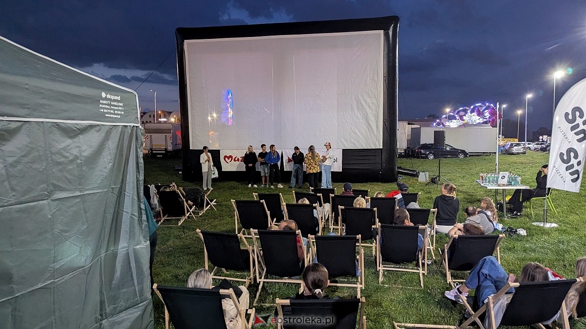 Letnie Kino Plenerowe [08.08.2025] - zdjęcie #10 - eOstroleka.pl