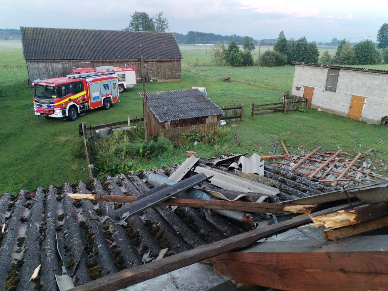 Skutki wichury nad powiatem ostrołęckim [08.08.2025] - zdjęcie #1 - eOstroleka.pl