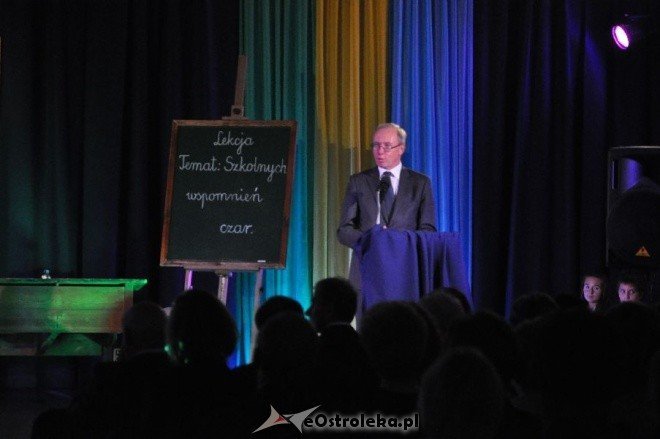 Uroczysta gala z okazji Dnia Edukacji Narodowej w SP 6 (13.X.2011) - zdjęcie #10 - eOstroleka.pl