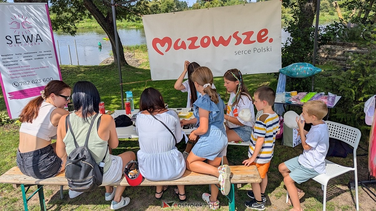„Łączymy Pokolenia nad Narwią” – udana integracja sąsiedzka w Dzbeninie [09.08.2025] - zdjęcie #20 - eOstroleka.pl