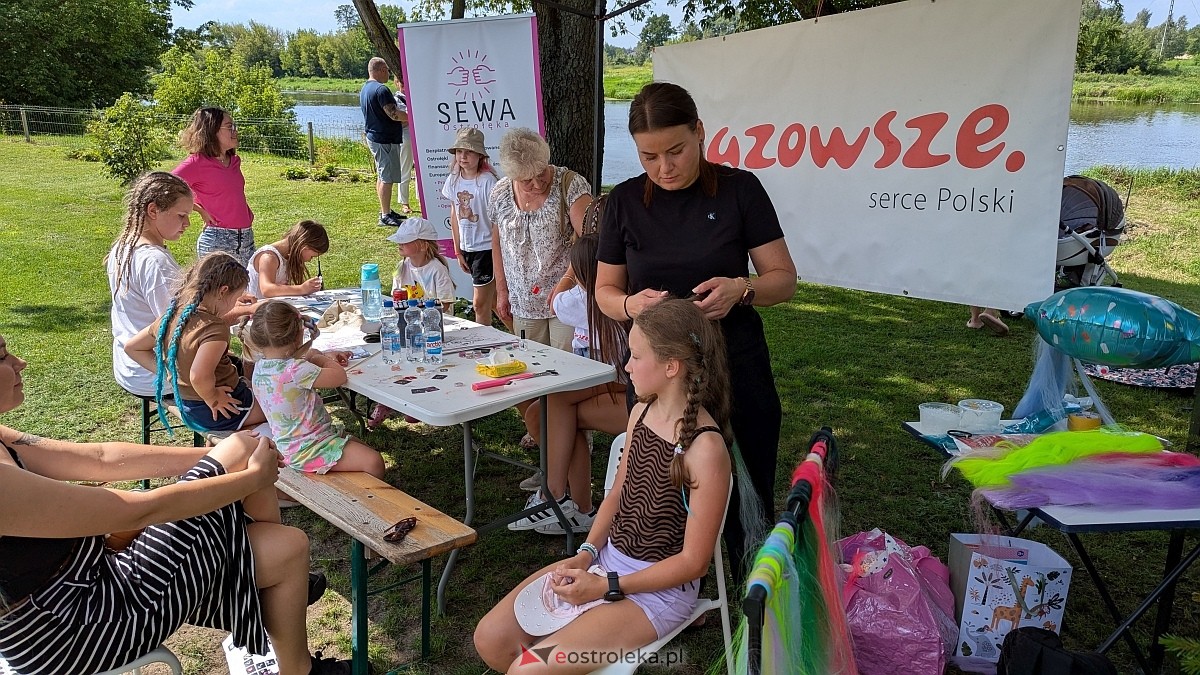 „Łączymy Pokolenia nad Narwią” – udana integracja sąsiedzka w Dzbeninie [09.08.2025] - zdjęcie #4 - eOstroleka.pl