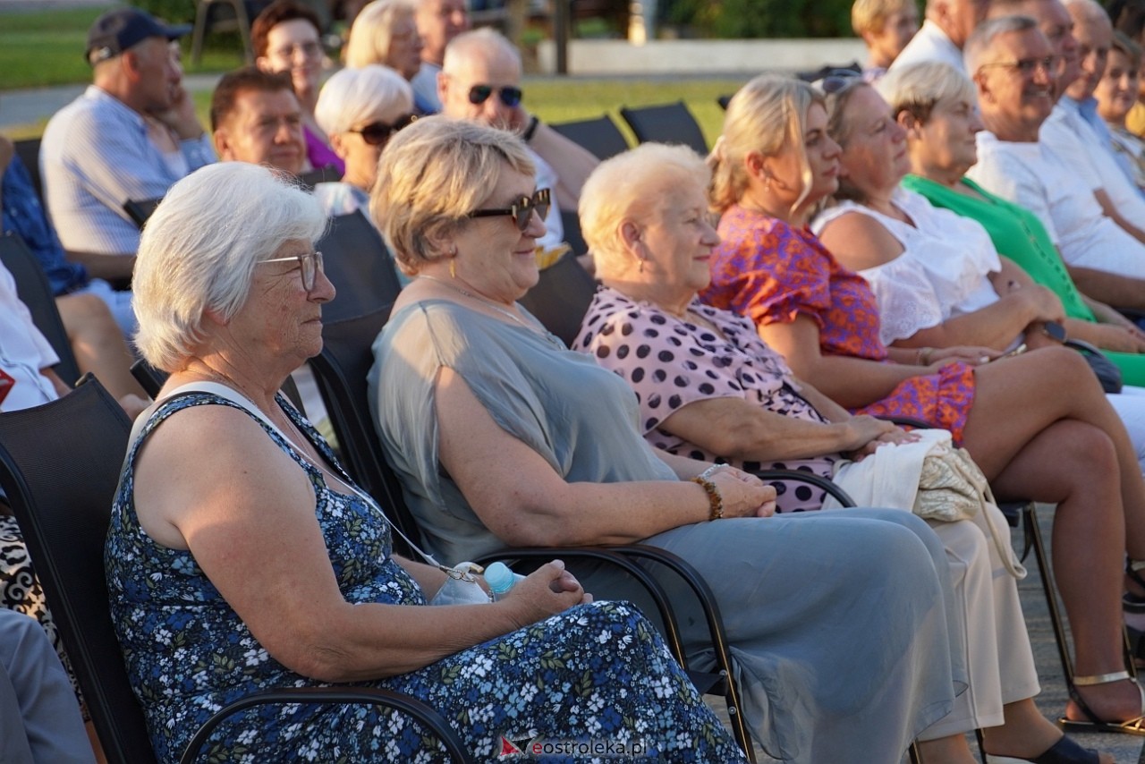 Potańcówka w Troszynie [15.08.2025] - zdjęcie #97 - eOstroleka.pl