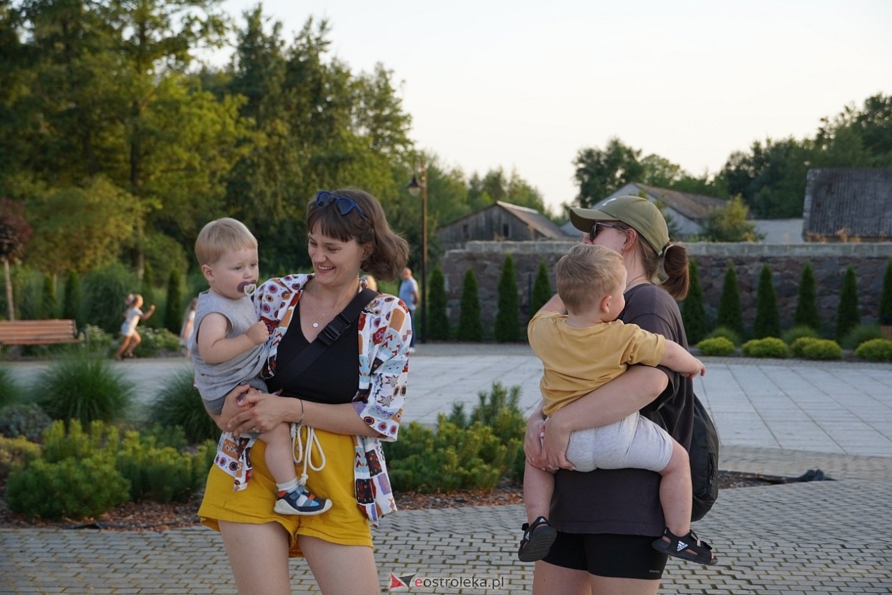 Potańcówka w Troszynie [15.08.2025] - zdjęcie #92 - eOstroleka.pl