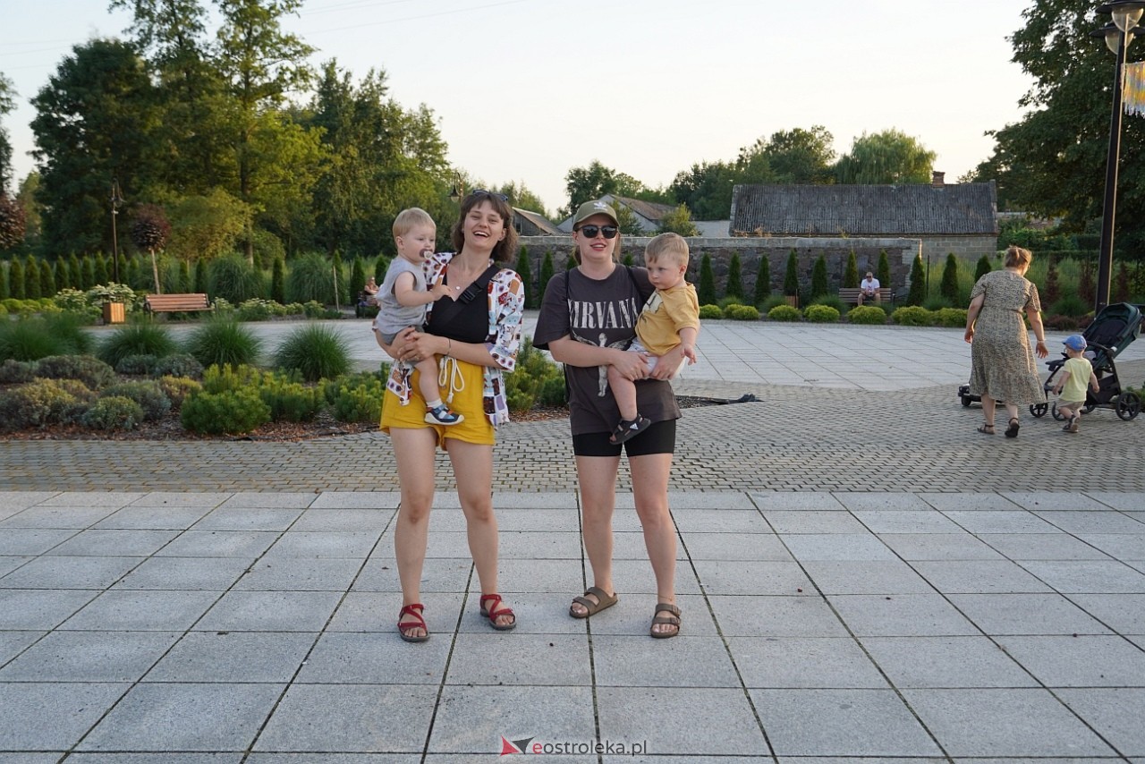 Potańcówka w Troszynie [15.08.2025] - zdjęcie #91 - eOstroleka.pl