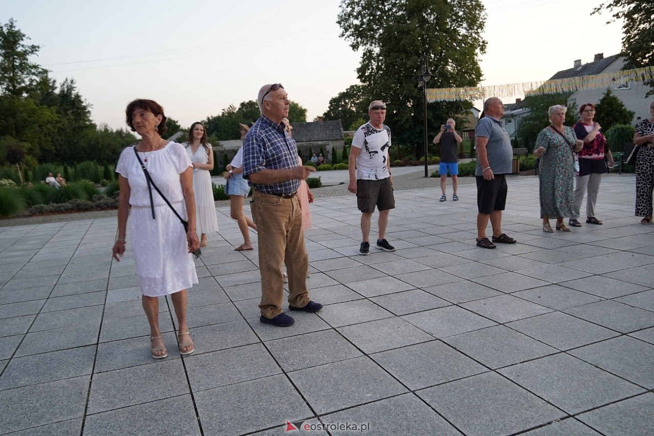 Potańcówka w Troszynie [15.08.2025] - zdjęcie #15 - eOstroleka.pl