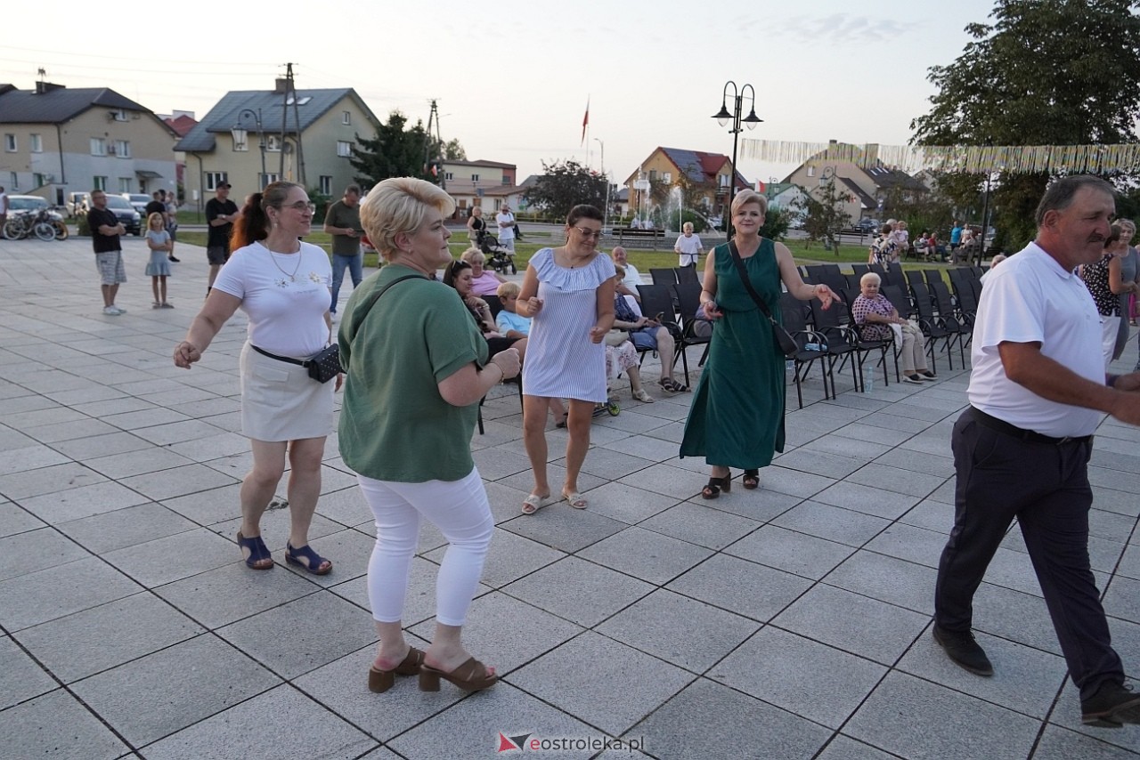 Potańcówka w Troszynie [15.08.2025] - zdjęcie #11 - eOstroleka.pl