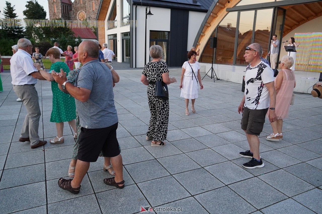 Potańcówka w Troszynie [15.08.2025] - zdjęcie #7 - eOstroleka.pl
