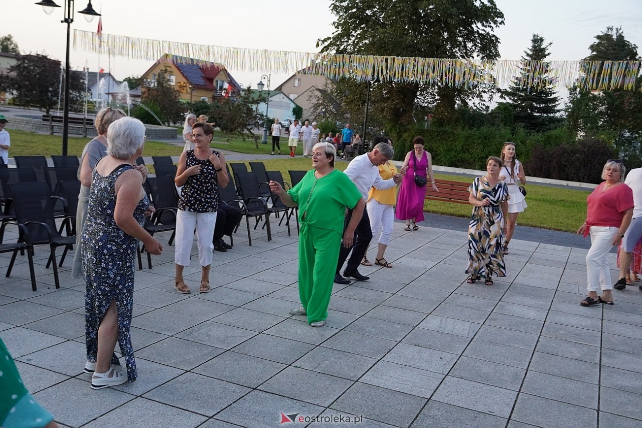 Potańcówka w Troszynie [15.08.2025] - zdjęcie #4 - eOstroleka.pl