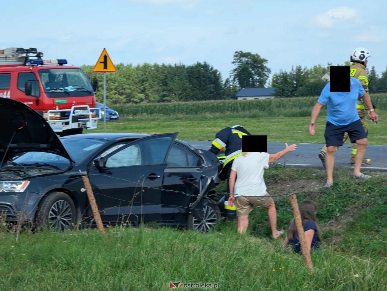 Wypadek na trasie Ostrołęka - Dylewo [16.08.2025] - zdjęcie #9 - eOstroleka.pl