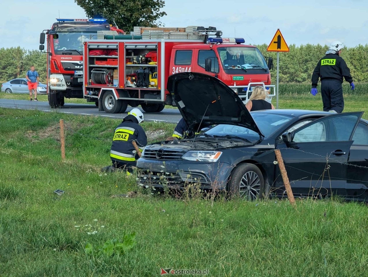 Wypadek na trasie Ostrołęka - Dylewo [16.08.2025] - zdjęcie #1 - eOstroleka.pl