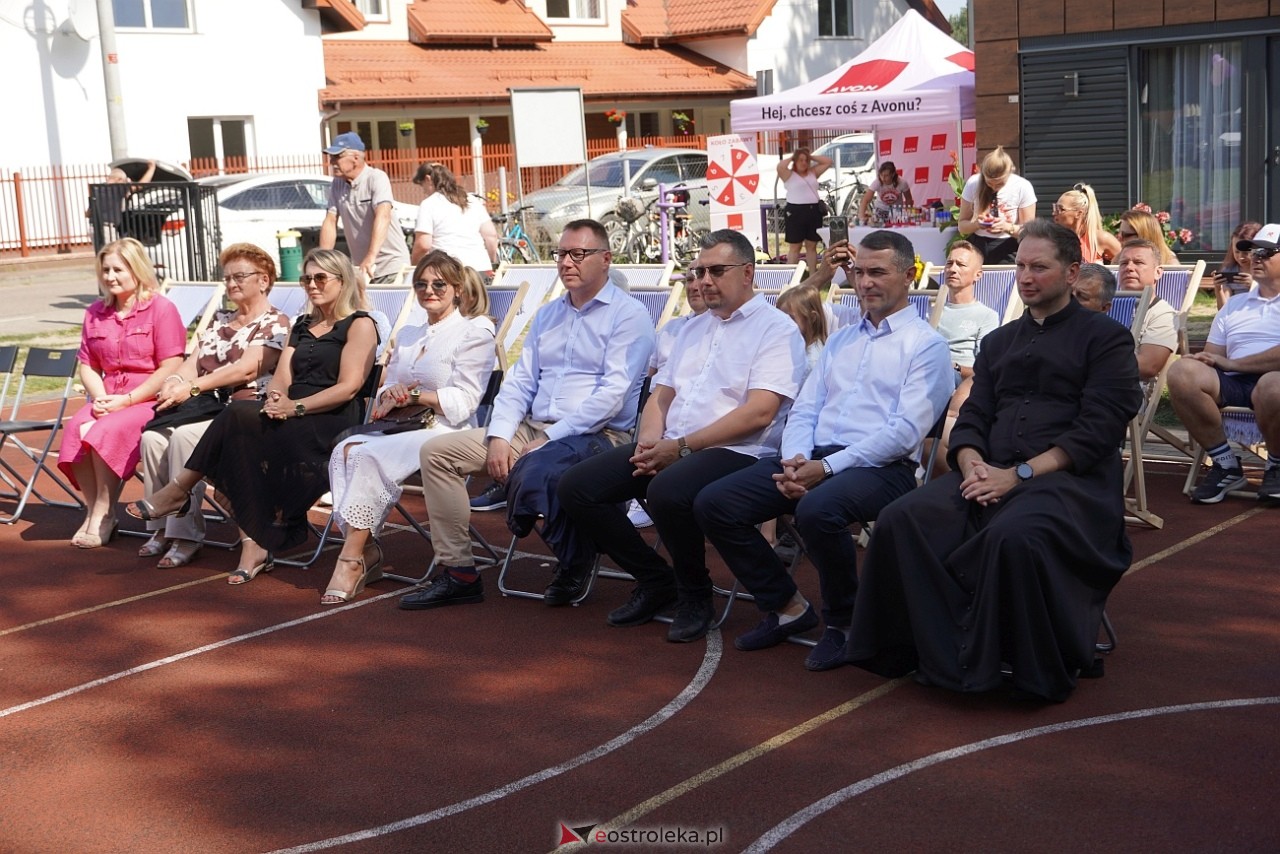 Swojskie granie z Łazowiankami - otwarcie Wiejskiego Pawilonu w Łazach [16.08.2025] - zdjęcie #58 - eOstroleka.pl