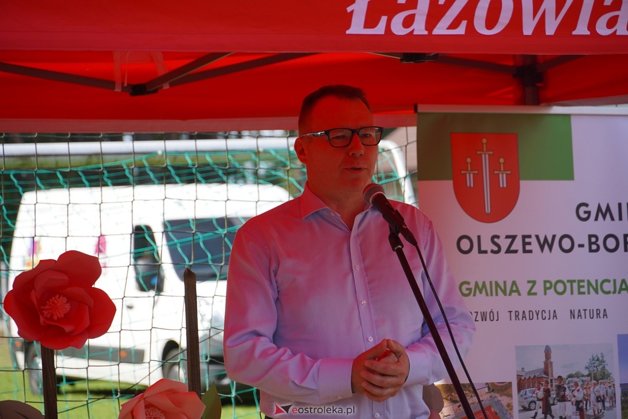 Swojskie granie z Łazowiankami - otwarcie Wiejskiego Pawilonu w Łazach [16.08.2025] - zdjęcie #47 - eOstroleka.pl