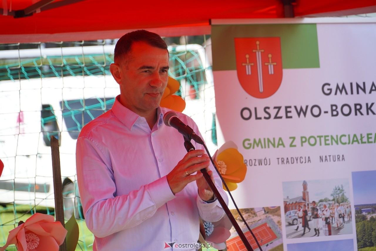 Swojskie granie z Łazowiankami - otwarcie Wiejskiego Pawilonu w Łazach [16.08.2025] - zdjęcie #42 - eOstroleka.pl