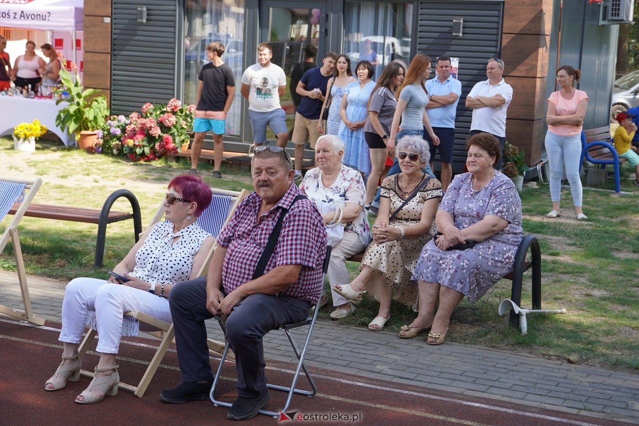 Swojskie granie z Łazowiankami - otwarcie Wiejskiego Pawilonu w Łazach [16.08.2025] - zdjęcie #38 - eOstroleka.pl