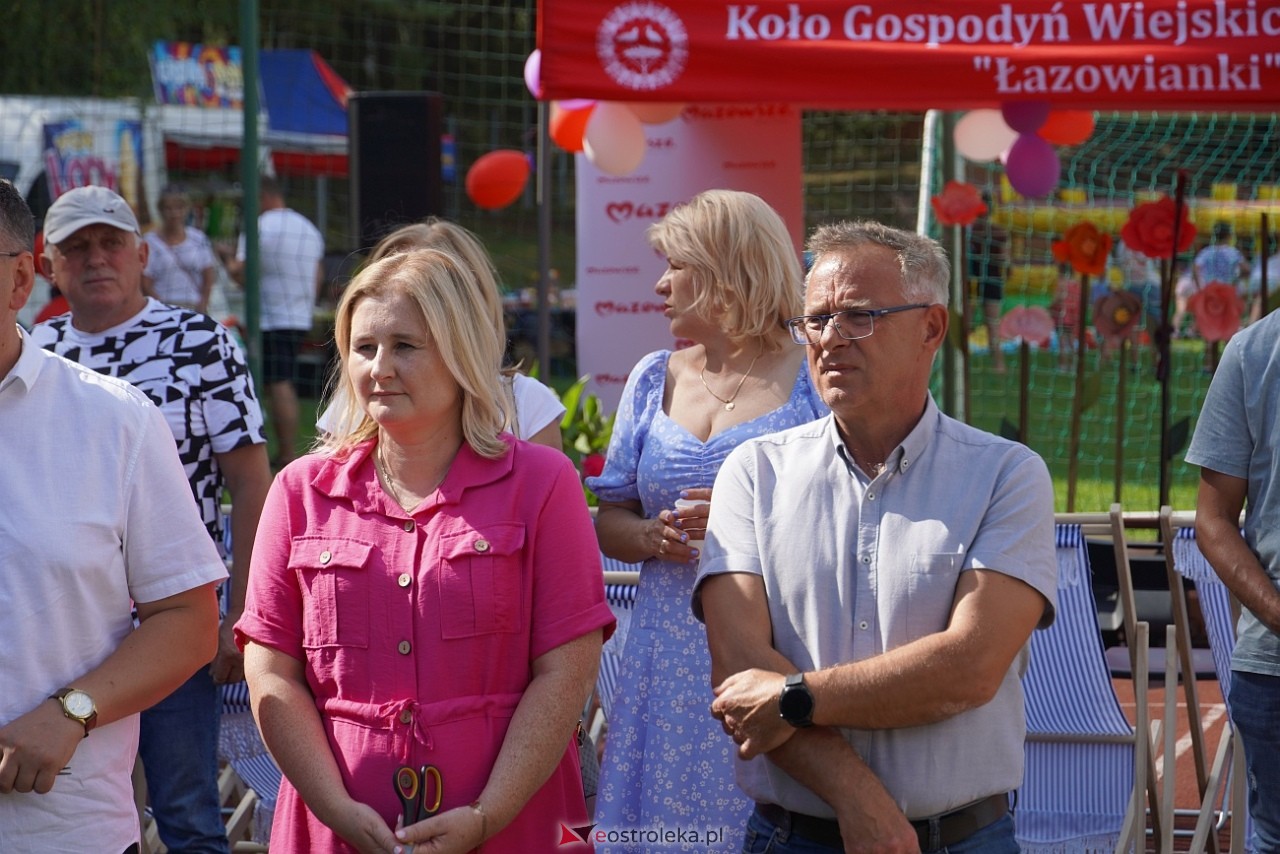 Swojskie granie z Łazowiankami - otwarcie Wiejskiego Pawilonu w Łazach [16.08.2025] - zdjęcie #27 - eOstroleka.pl