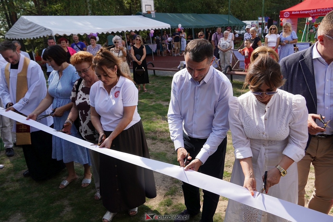 Swojskie granie z Łazowiankami - otwarcie Wiejskiego Pawilonu w Łazach [16.08.2025] - zdjęcie #20 - eOstroleka.pl