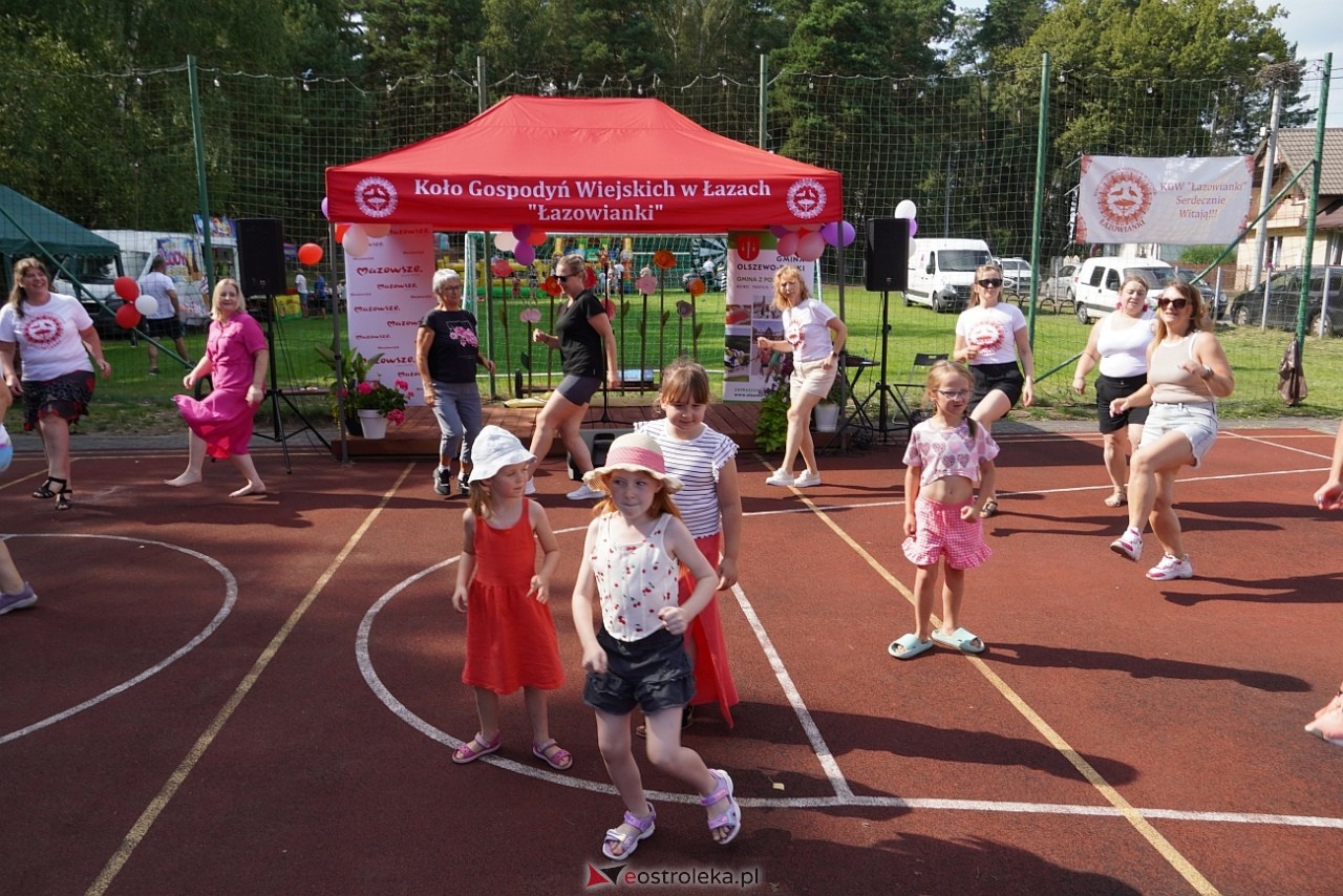 Swojskie granie z Łazowiankami - otwarcie Wiejskiego Pawilonu w Łazach [16.08.2025] - zdjęcie #4 - eOstroleka.pl