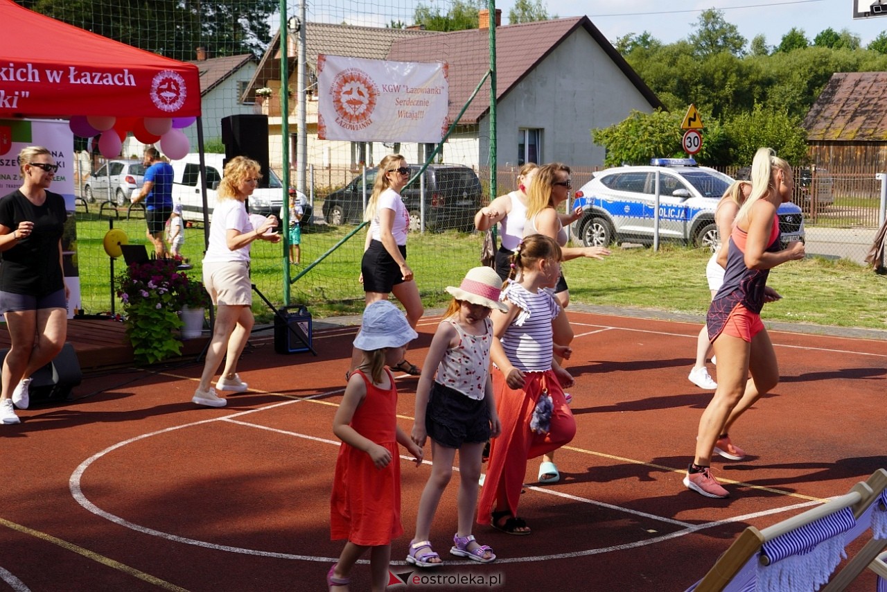 Swojskie granie z Łazowiankami - otwarcie Wiejskiego Pawilonu w Łazach [16.08.2025] - zdjęcie #2 - eOstroleka.pl