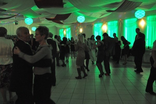 Bal Absolwentów Zespoł Szkół Zawodowych nr 1 w Ostrołęce (14.X.2011) - zdjęcie #60 - eOstroleka.pl