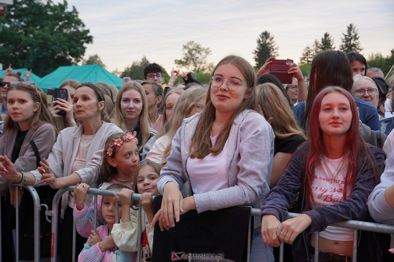 Jarmarki Czerwińskie: Czadoman, Oskar Cyms [17.08.2025] - zdjęcie #158 - eOstroleka.pl