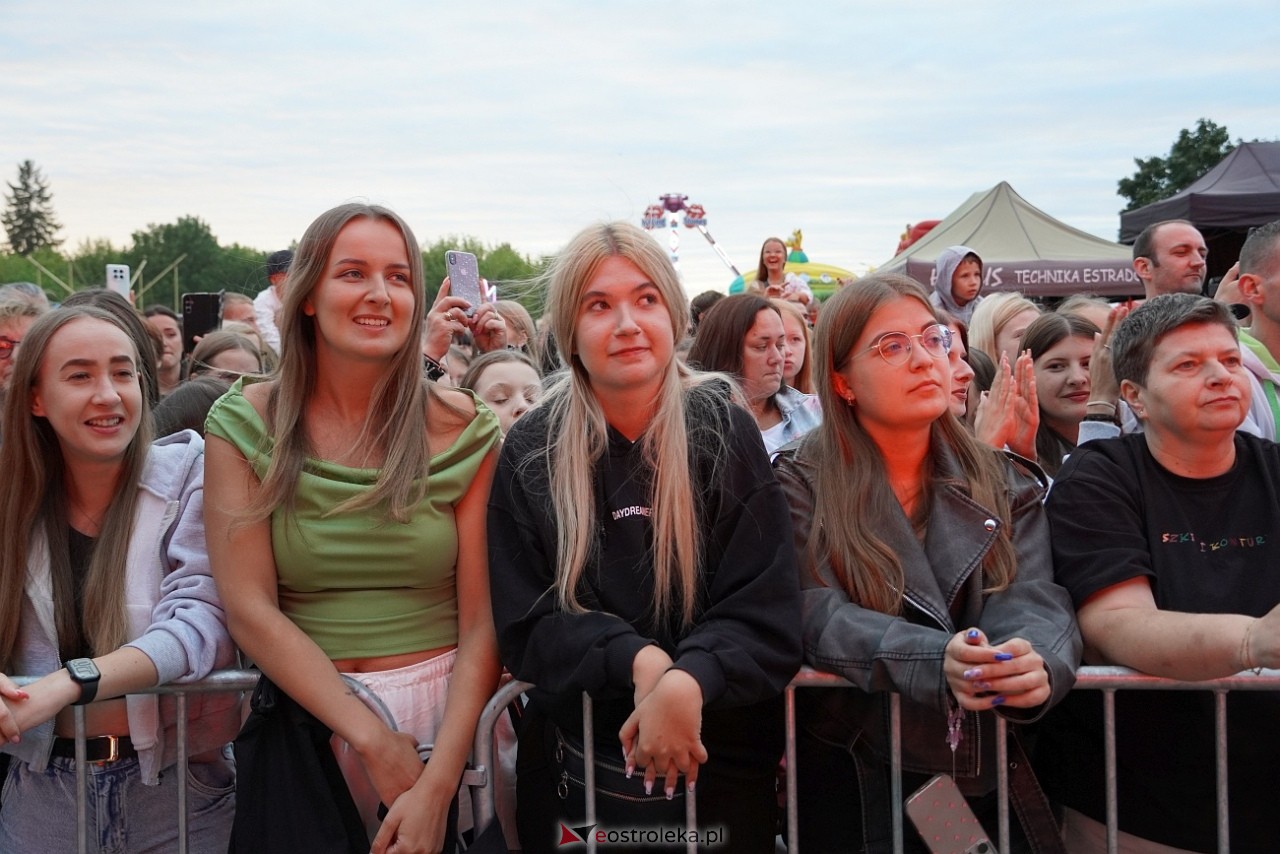 Jarmarki Czerwińskie: Czadoman, Oskar Cyms [17.08.2025] - zdjęcie #156 - eOstroleka.pl