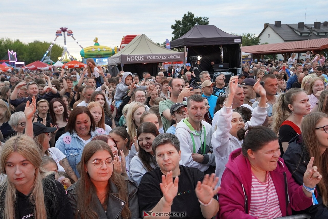 Jarmarki Czerwińskie: Czadoman, Oskar Cyms [17.08.2025] - zdjęcie #151 - eOstroleka.pl