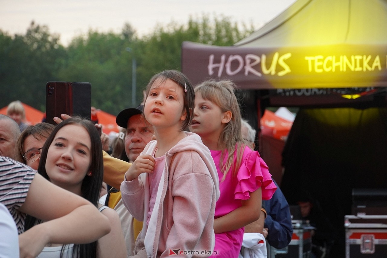 Jarmarki Czerwińskie: Czadoman, Oskar Cyms [17.08.2025] - zdjęcie #143 - eOstroleka.pl
