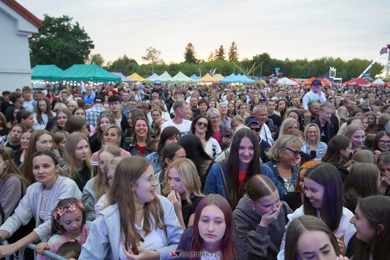 Jarmarki Czerwińskie: Czadoman, Oskar Cyms [17.08.2025] - zdjęcie #130 - eOstroleka.pl