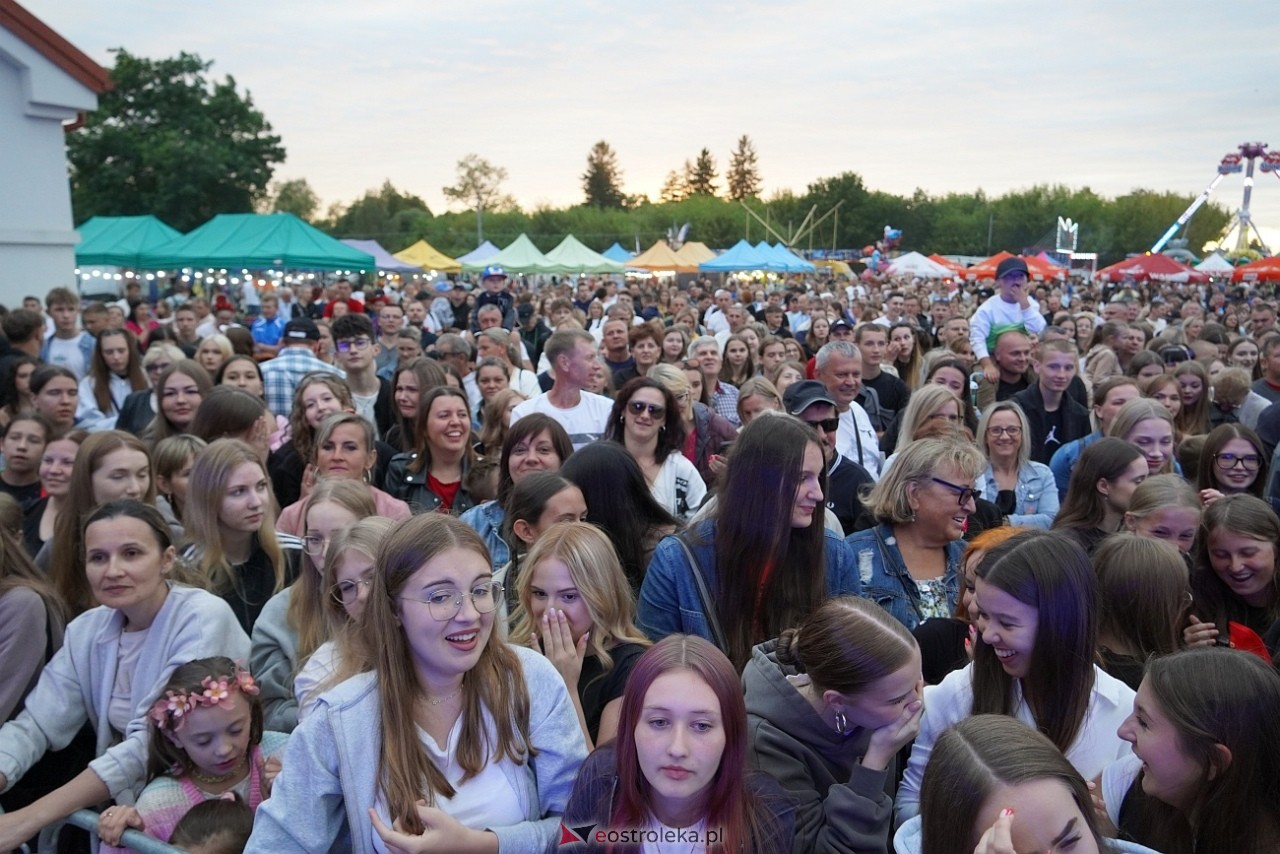 Jarmarki Czerwińskie: Czadoman, Oskar Cyms [17.08.2025] - zdjęcie #129 - eOstroleka.pl