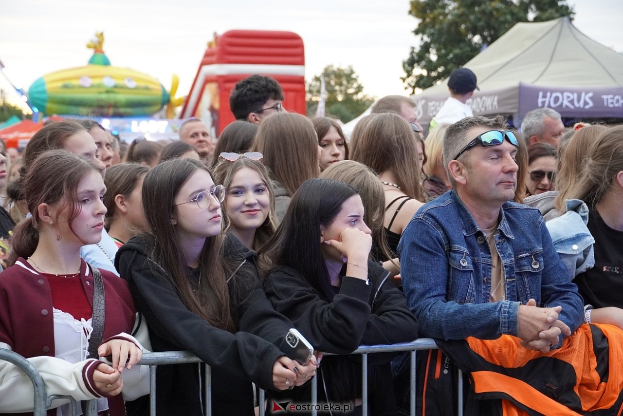 Jarmarki Czerwińskie: Czadoman, Oskar Cyms [17.08.2025] - zdjęcie #125 - eOstroleka.pl
