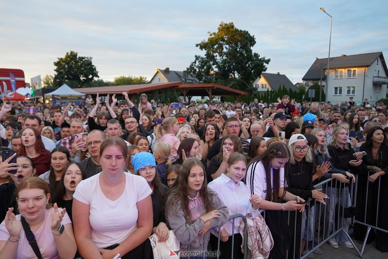 Jarmarki Czerwińskie: Czadoman, Oskar Cyms [17.08.2025] - zdjęcie #112 - eOstroleka.pl