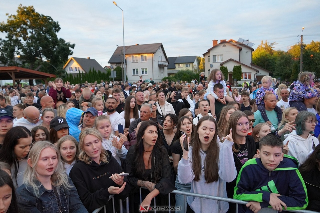Jarmarki Czerwińskie: Czadoman, Oskar Cyms [17.08.2025] - zdjęcie #111 - eOstroleka.pl