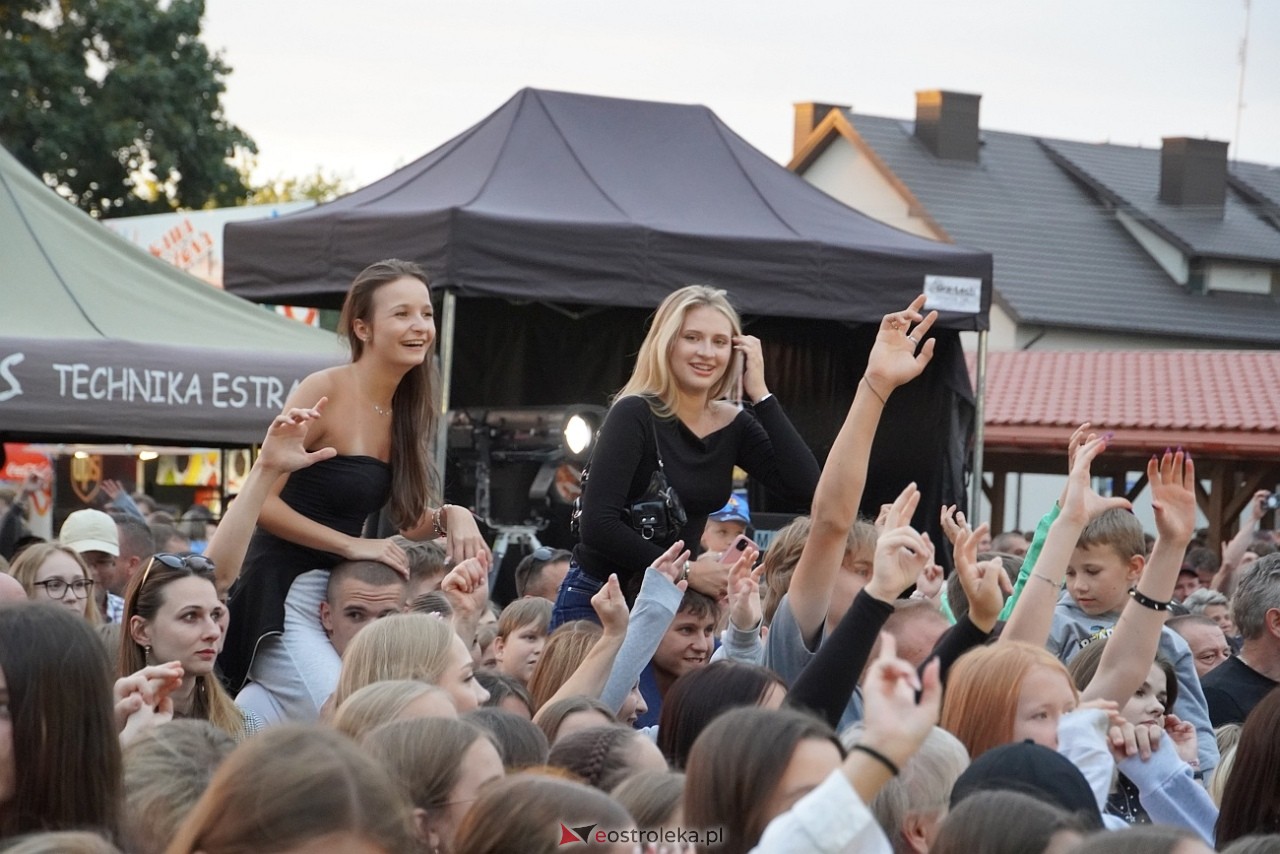 Jarmarki Czerwińskie: Czadoman, Oskar Cyms [17.08.2025] - zdjęcie #103 - eOstroleka.pl