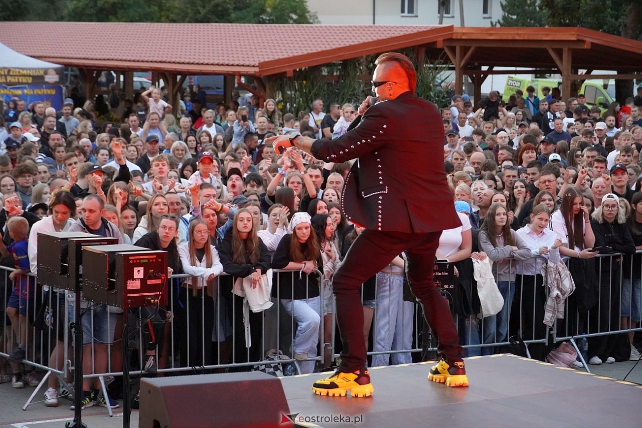 Jarmarki Czerwińskie: Czadoman, Oskar Cyms [17.08.2025] - zdjęcie #83 - eOstroleka.pl