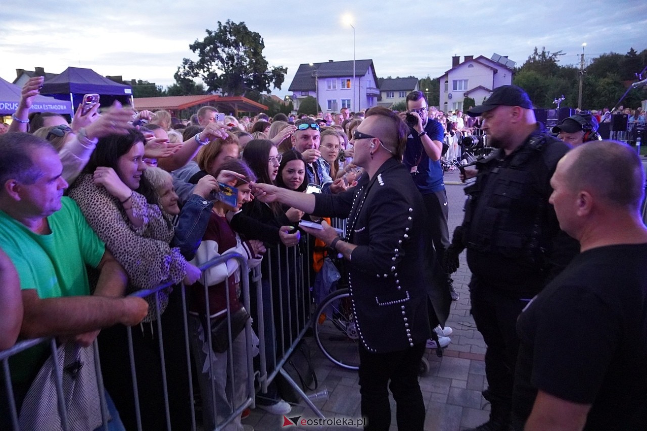 Jarmarki Czerwińskie: Czadoman, Oskar Cyms [17.08.2025] - zdjęcie #84 - eOstroleka.pl
